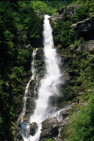 Skagit Waterfall photo